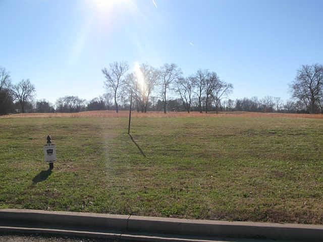 2nd image of 1500 Foxland Blvd Lot 1307