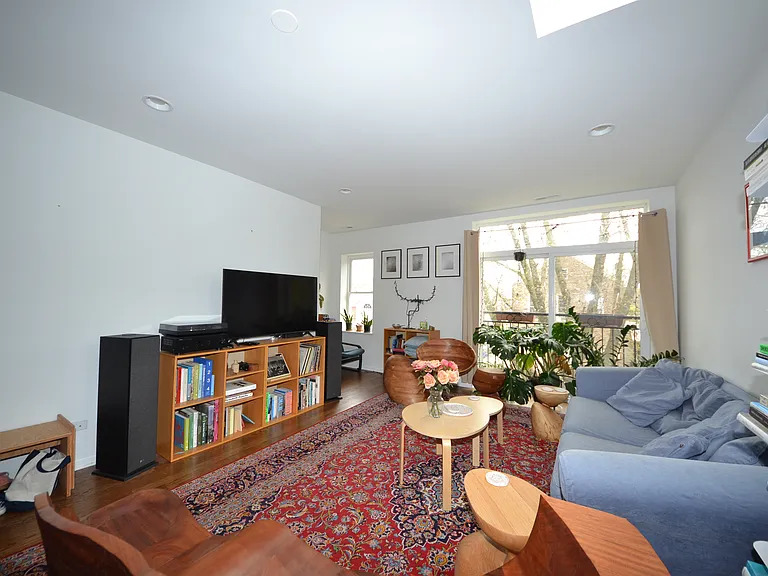3212 S Parnell Ave #2 — Photo 9