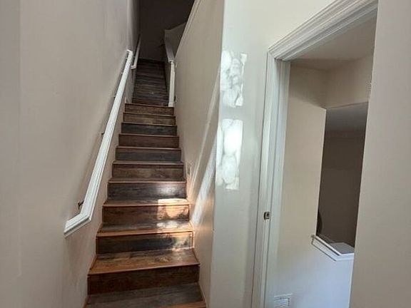 2nd image of 555 W 6th St