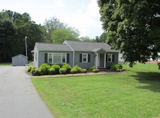 3811 Yanceyville St, Greensboro, NC 27405