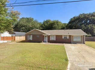 4252 Castille Ave, Milton, FL 32571