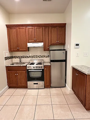 1420 Christian St #2 Photo 1