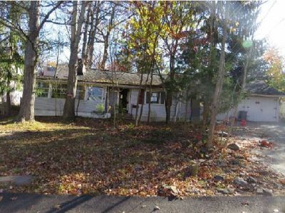 6 Oneida Trl, Wayne, NJ, 07470