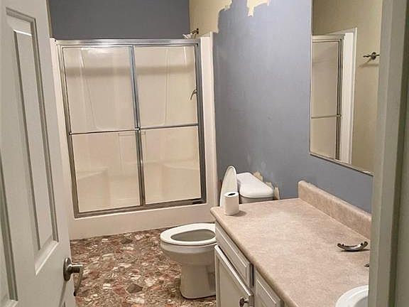 5th image of 2023 E Holbrook Cir