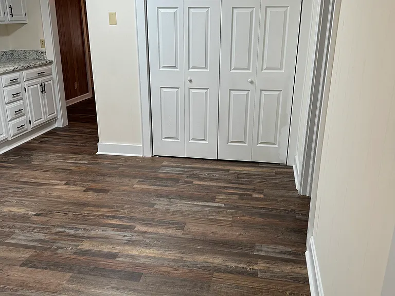 L & M Dr — Photo 8