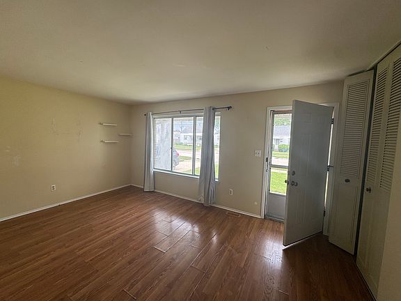 4th image of 11551 Metter Ave