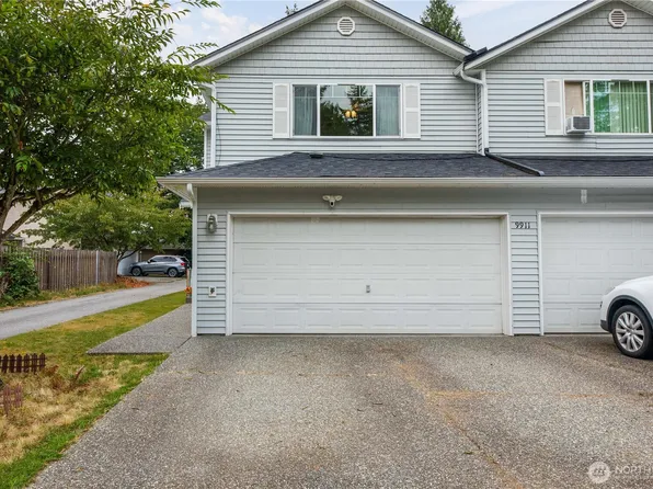 9911 48th Drive NE #A, Marysville, WA 98270