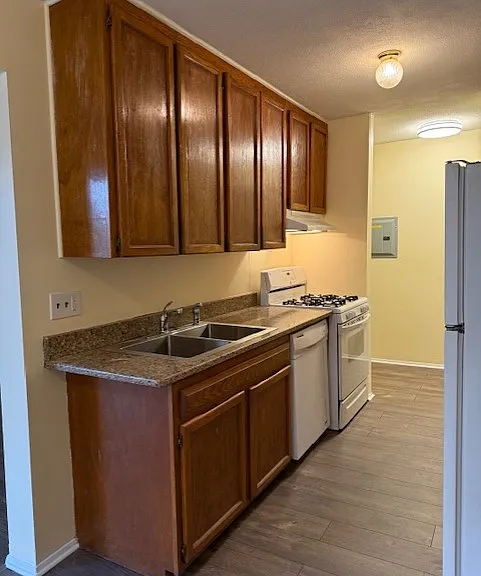 34 Shrewsbury Green Dr #I — Photo 5