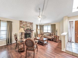 14735 La Rana Dr, Houston, TX 77083