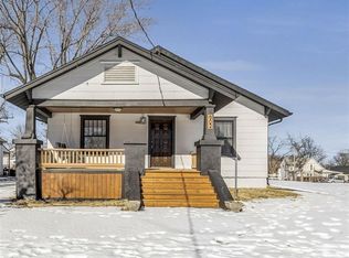 902 Pacific Ave, Osawatomie, KS 66064