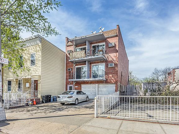 3rd image of 42-11 Astoria Blvd N