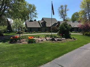 111 Poplar Ct, Neenah, WI 54956