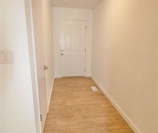 4th image of 2613 Atwood Dr