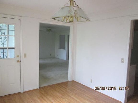 5th image of 4011 S Crysler Ave #30