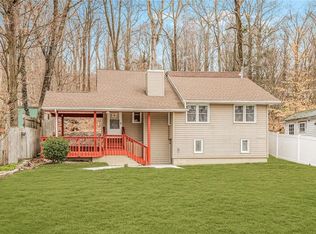 13 Sylvan Trl, Monroe, NY 10950