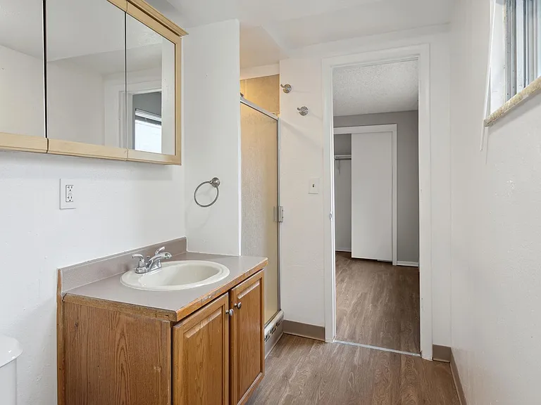 1014 W 17th Ave — Photo 23