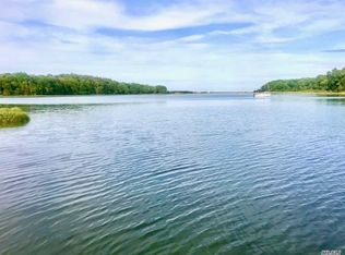 3705 Wells Rd, Peconic, NY 11958