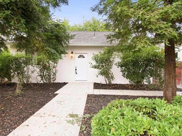 3125 Kobrock Way, Carmichael, CA 95608