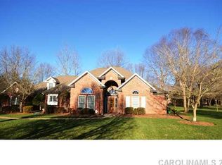 5639 Gristmill Ln, Mint Hill, NC 28227