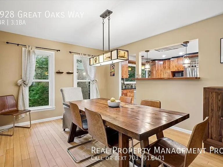 9928 Great Oaks Way — Photo 22