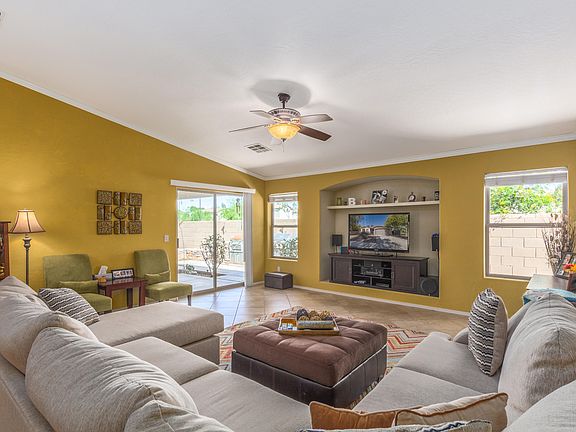 3rd image of 4318 S Ponderosa Dr
