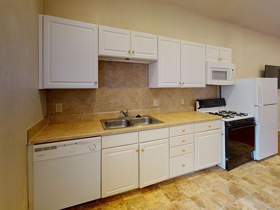 2nd image of 23 W 10th Ave #23B