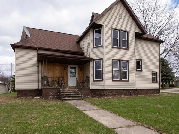 155 Gilson Ave, Oakfield, WI 53065