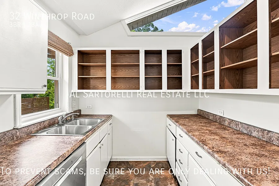 Modern West Asheville Bungalow Near Haywood & Hominy Creek — Photo 3