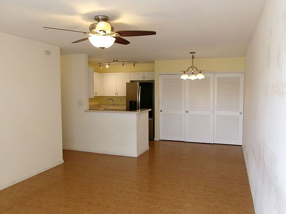 2nd image of 306 Mananai Pl #4G