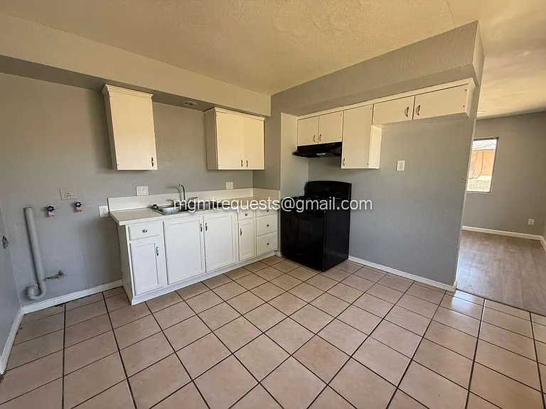 213 11th St #213 — Photo 10