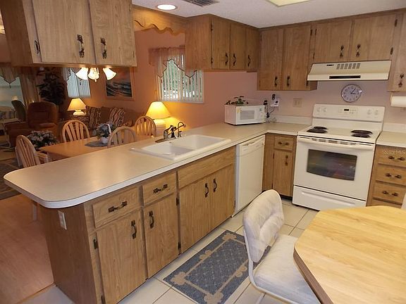 4th image of 12425 Dearborn Dr #F