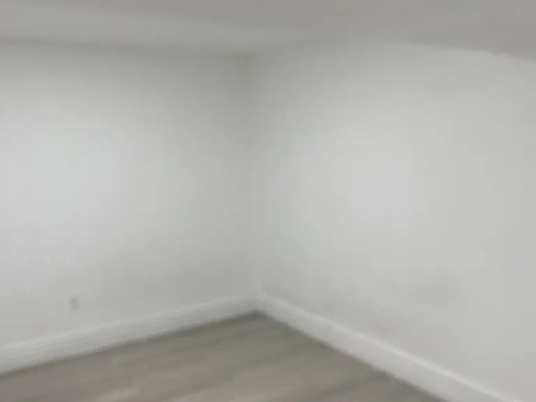 169 Westmount Ave #BASEMENT — Photo 9