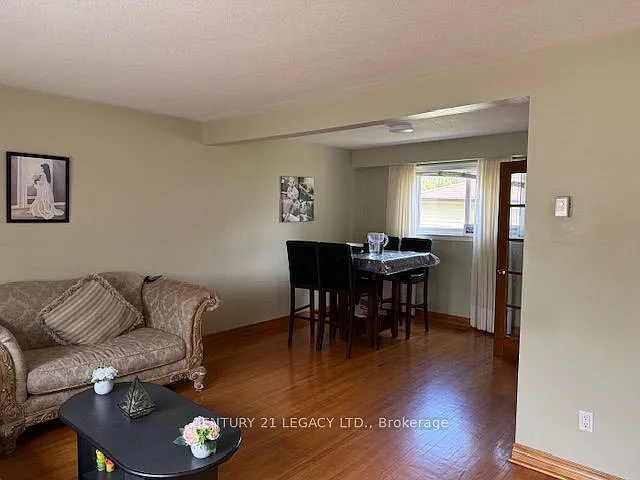 25 Edenborough Dr #UPPER — Photo 16