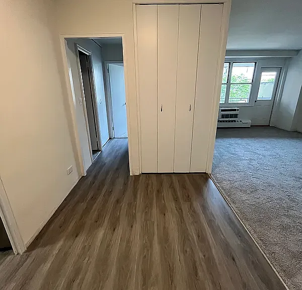 3215 Avenue H #6H — Photo 3