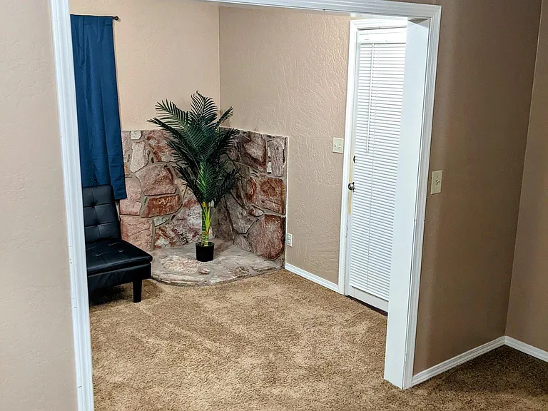 1580 S Destry Ln — Photo 50