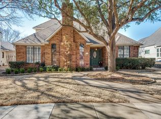 7515 Summitview Dr, Irving, TX 75063