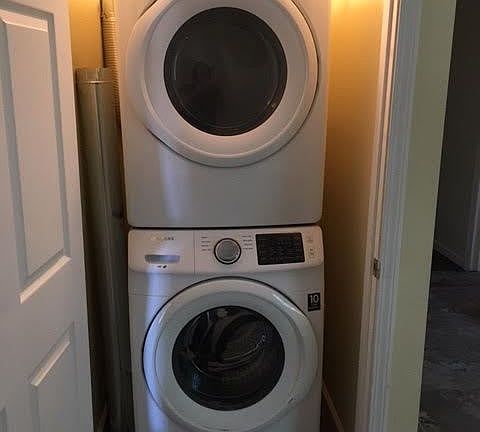 4th image of 138 Groton Ave #3