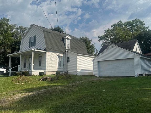 3rd image of 121 E Isabelle St