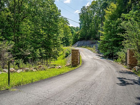 4th image of 14 Eagle Bluff Cir