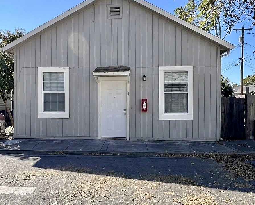 1st image of 1278 A St #1