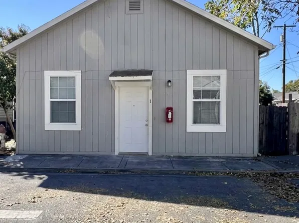 1278 A St #1, Walnut Grove, CA 95690