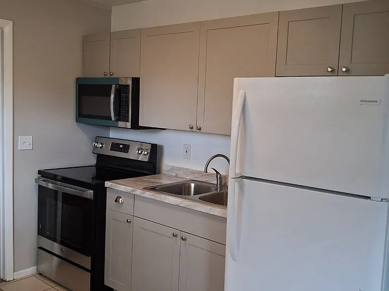 5301 E 18th Ave #1 — Photo 1