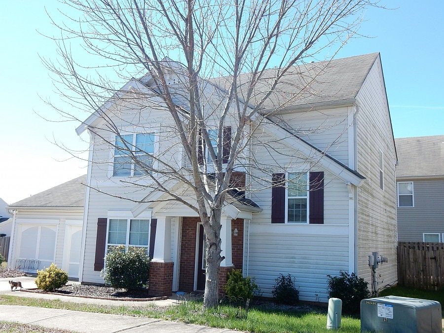 2nd image of 404 Pepperbush Bnd