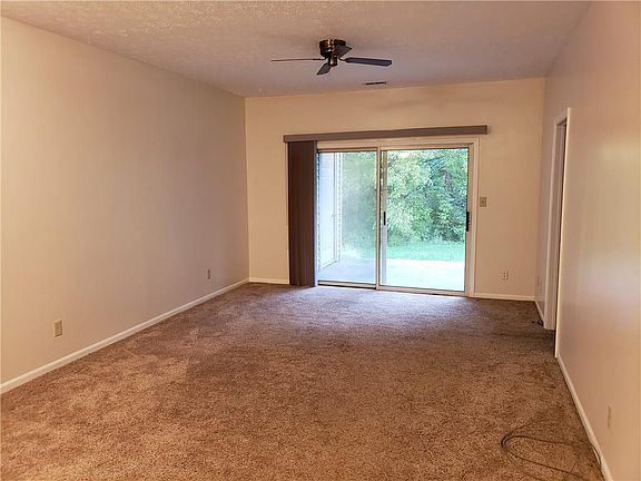 4th image of 3724 Magenta Ln