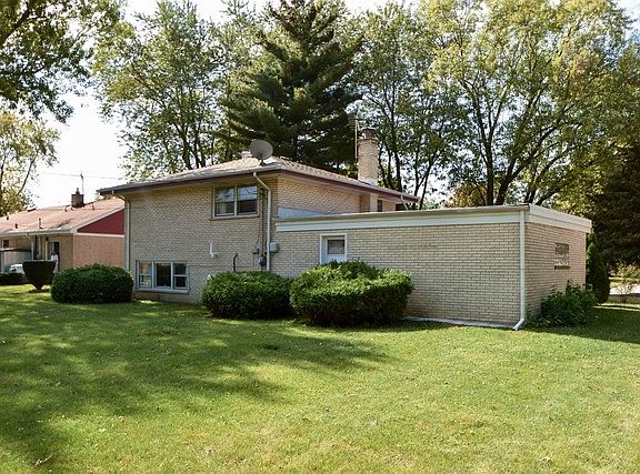 2nd image of 12531 Meade Ave