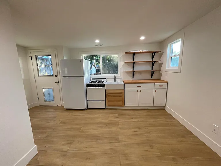 Fridge, range stove with oven inlcuded