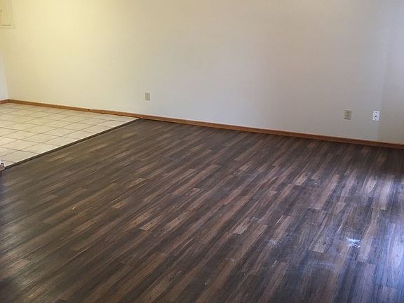 2nd image of 1833 W Deane St #3571644