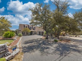 132 Crockett Dr, Kerrville, TX 78028