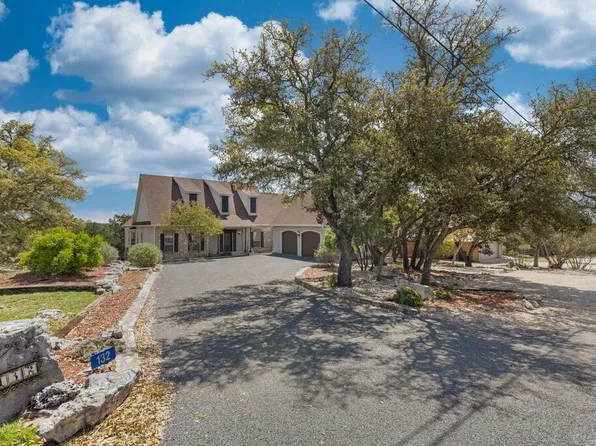 132 Crockett Dr, Kerrville, TX 78028