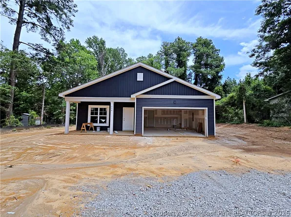 490 Needmore Rd, Carthage, NC 28327